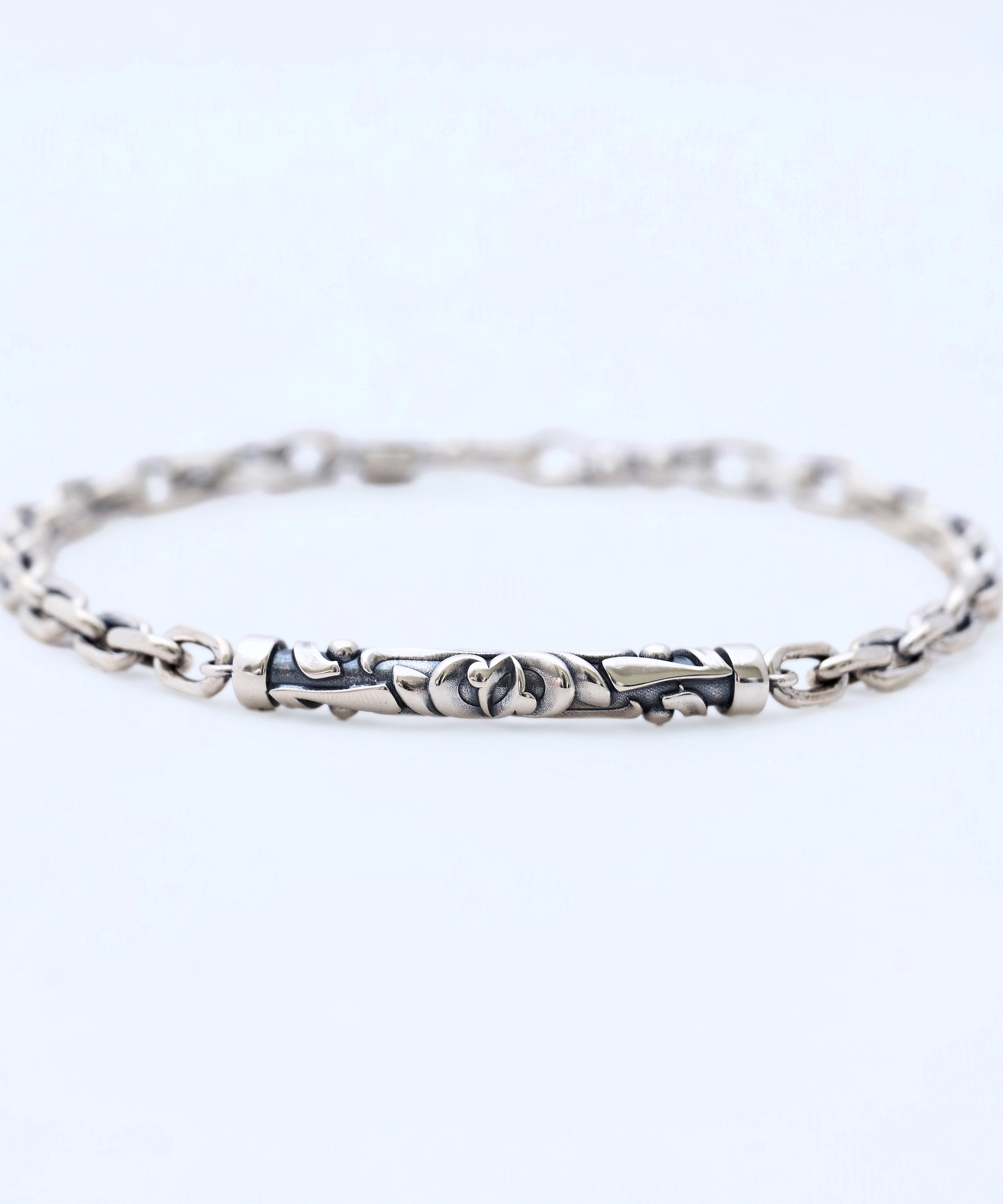 受注生産】秋元強真デザイン No.7 ブレスレット シルバー925 – AQUA SILVER 受注生産】秋元強真デザイン No.7 ブレスレット シルバー925 – AQUA SILVER